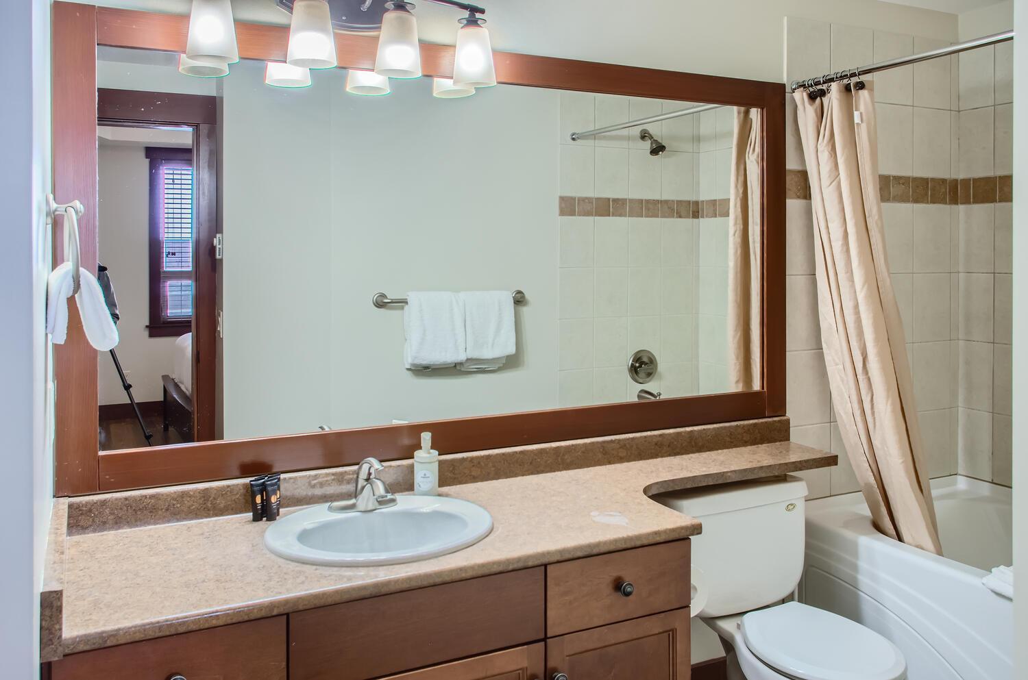 Stonegate Resort Unit C202
