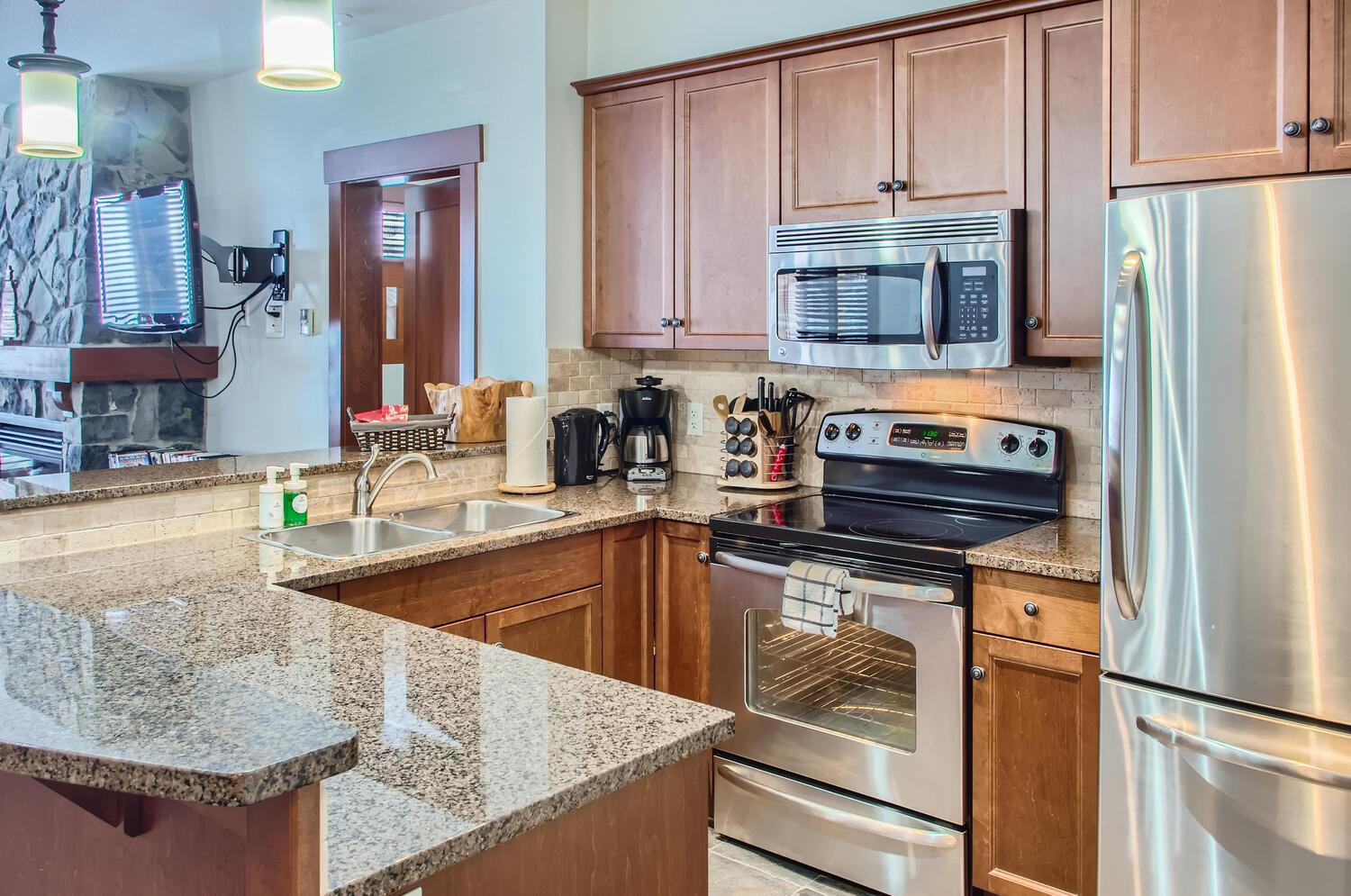 Stonegate Resort Unit C202