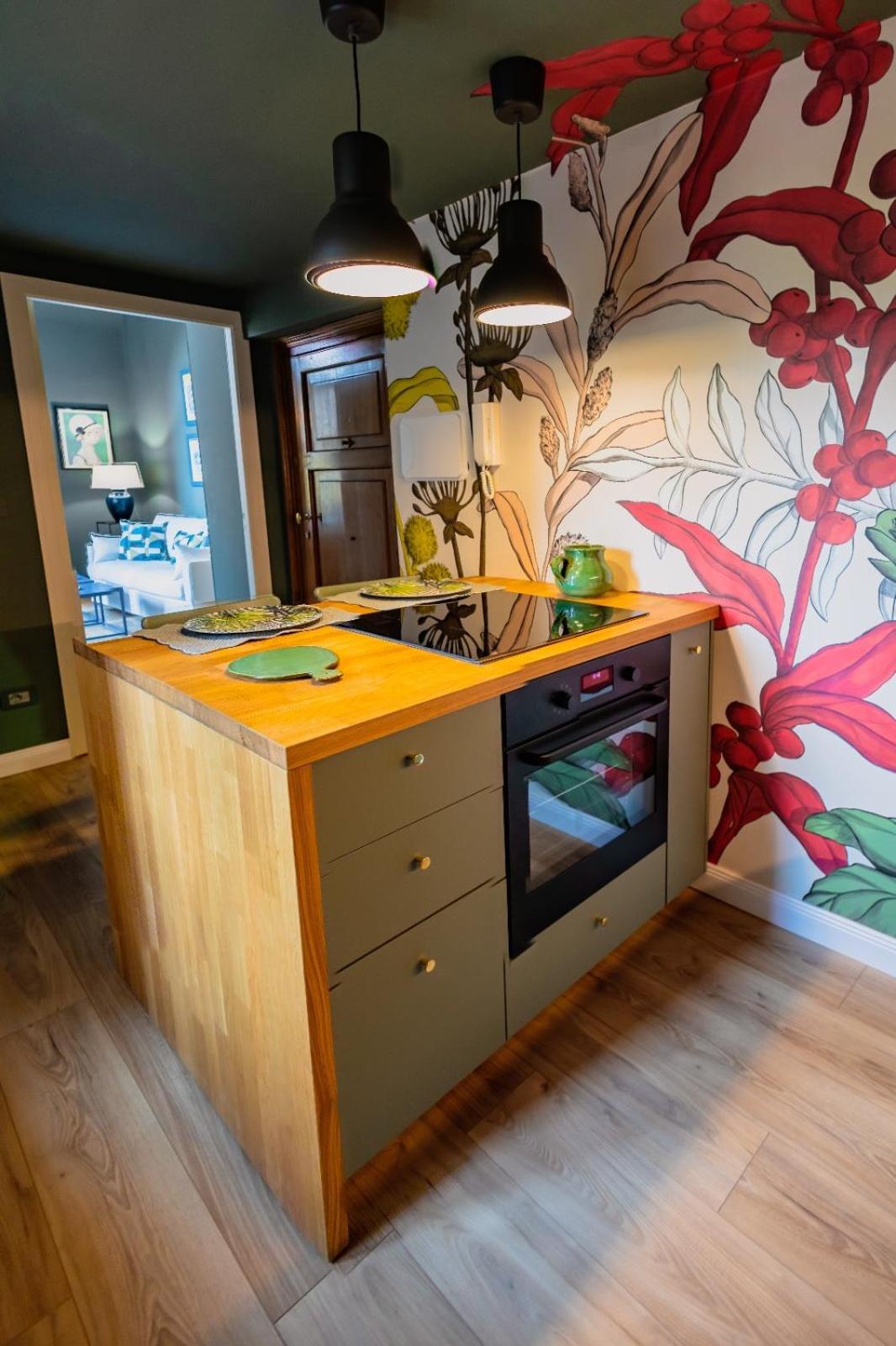 Green Luxury Apartment view 3