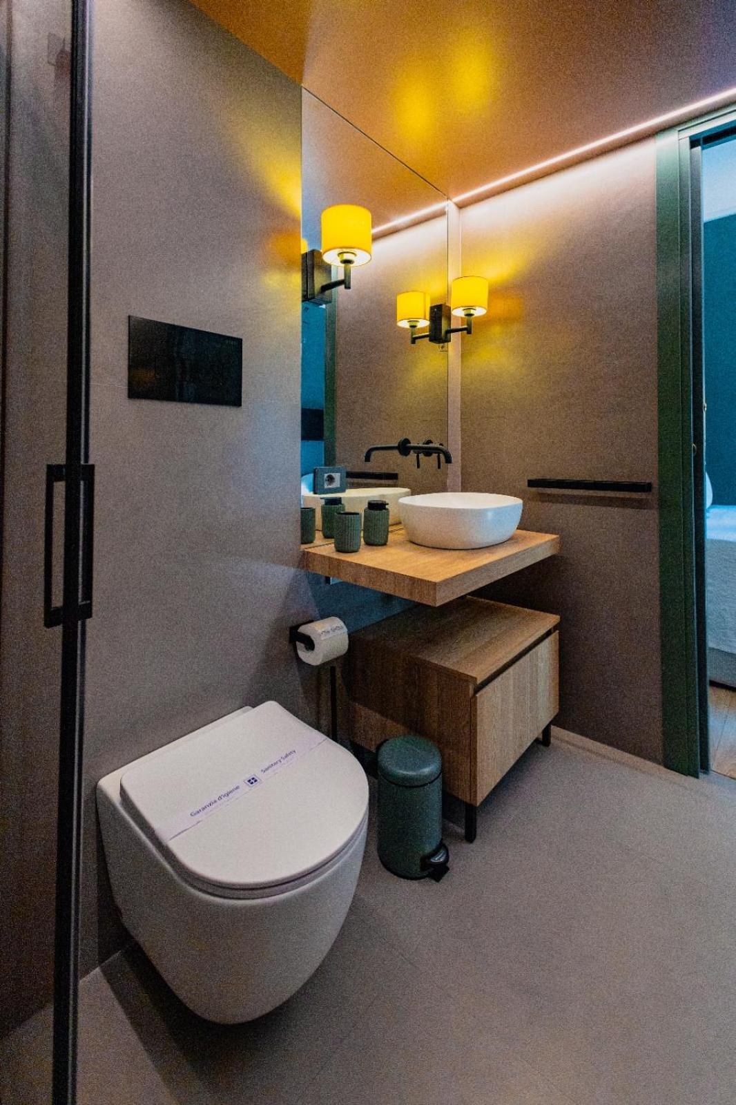 Green Luxury Apartment view 4