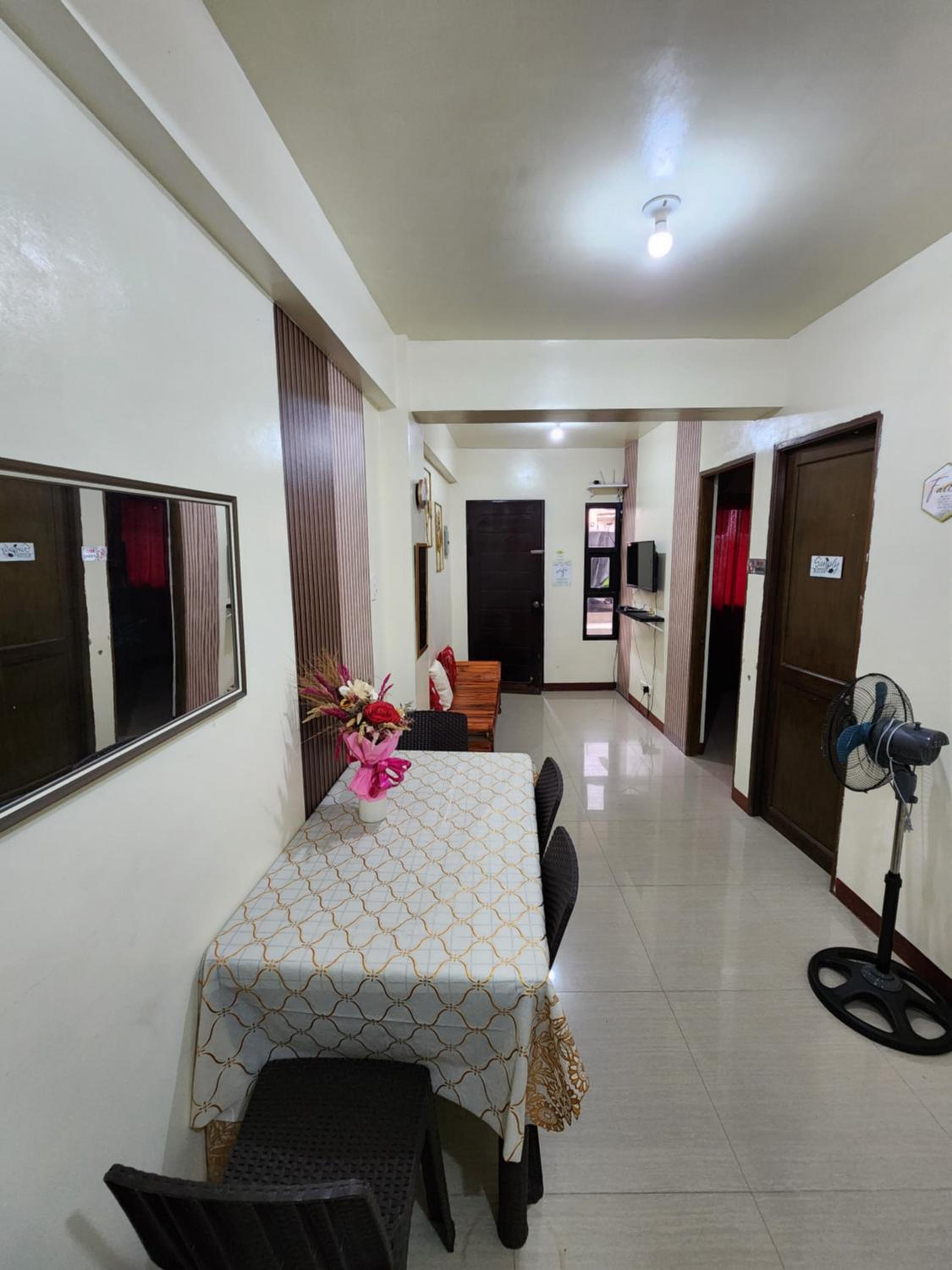 budget transient house near sm Lucena 6pax