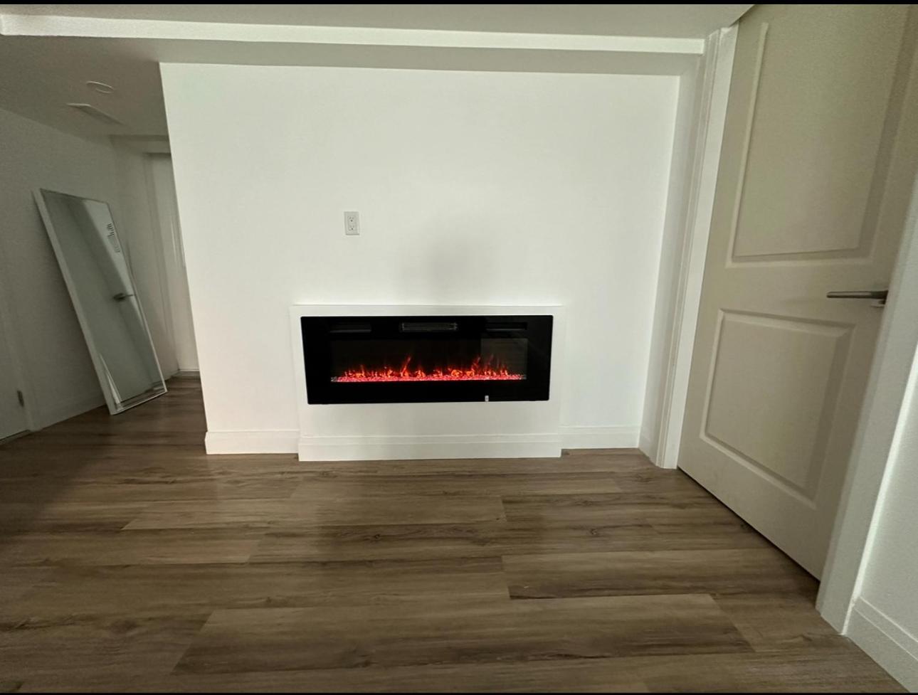 Pvt Studio Near Waterloo Airport & Minutes to Downtown Basement unit