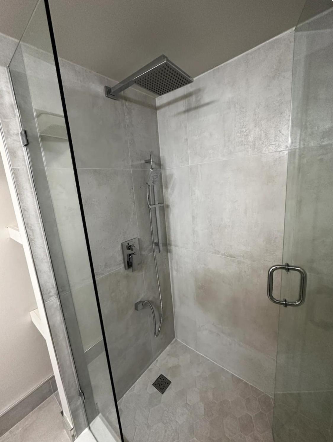 Pvt Studio Near Waterloo Airport & Minutes to Downtown Basement unit