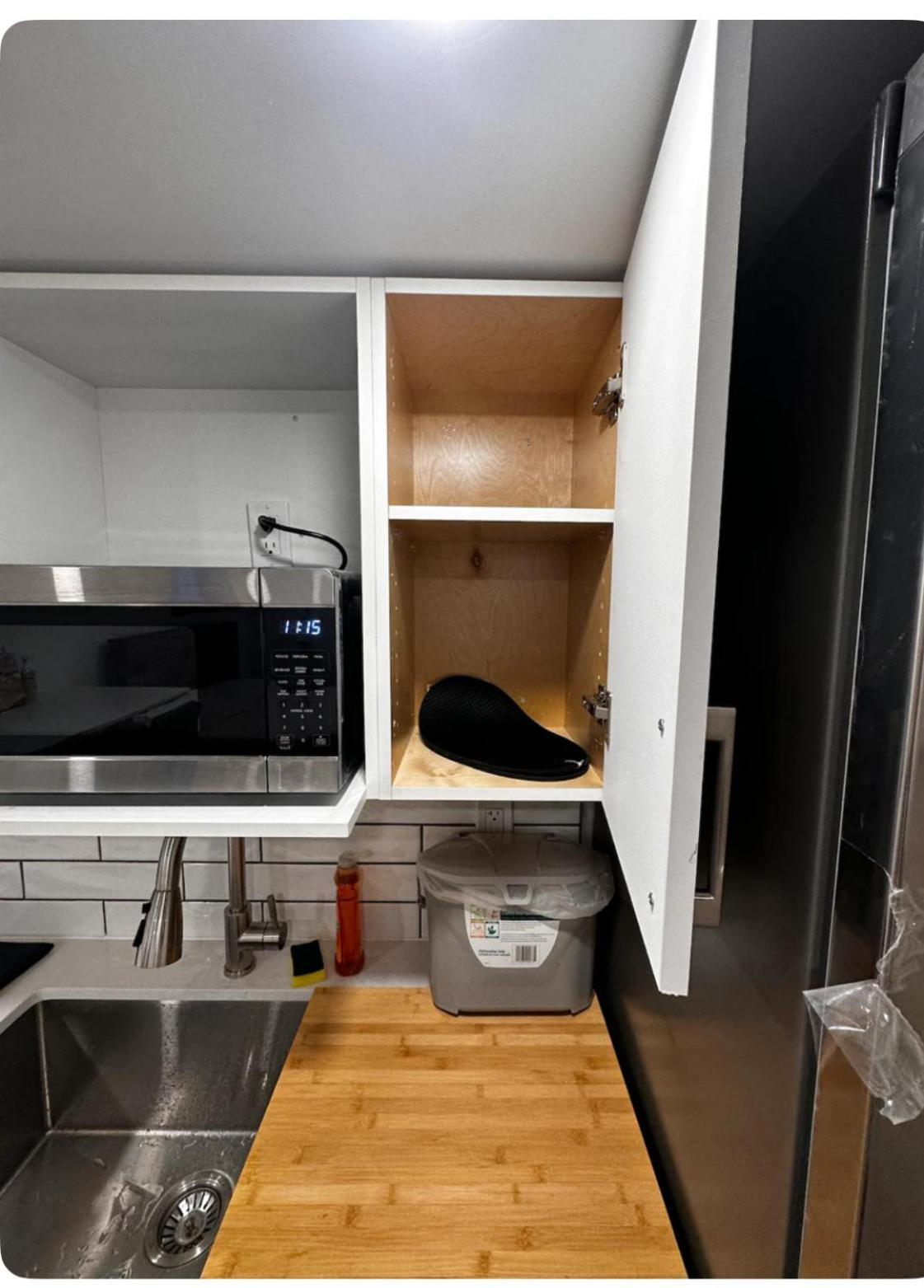 Pvt Studio Near Waterloo Airport & Minutes to Downtown Basement unit