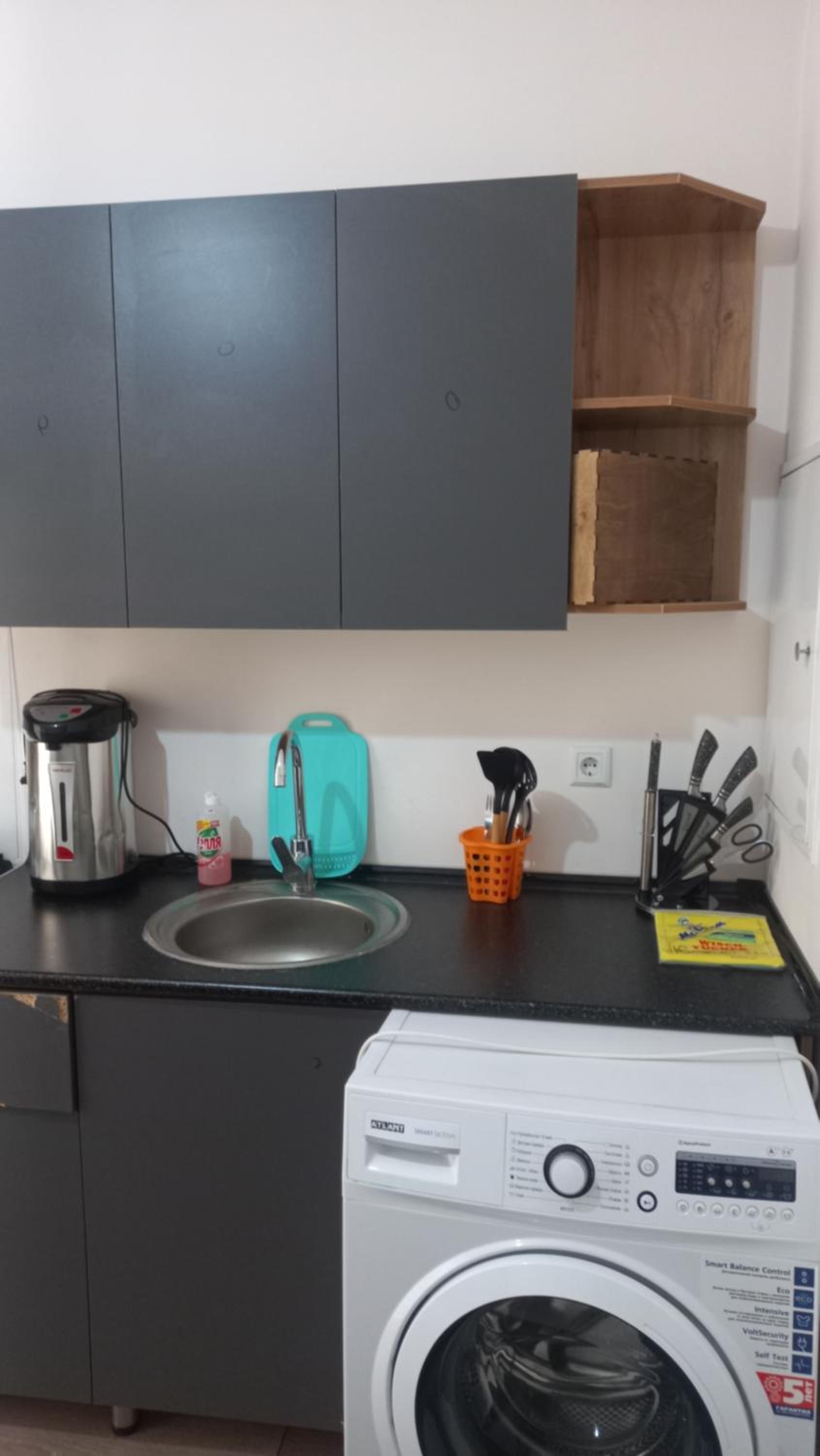 Photo 8