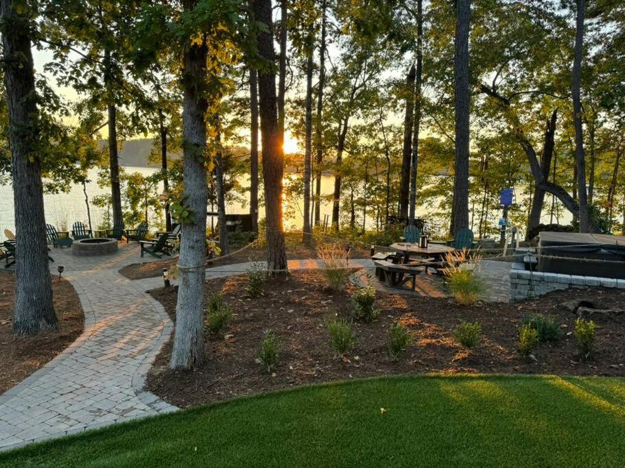 Cloudwalker on Keowee