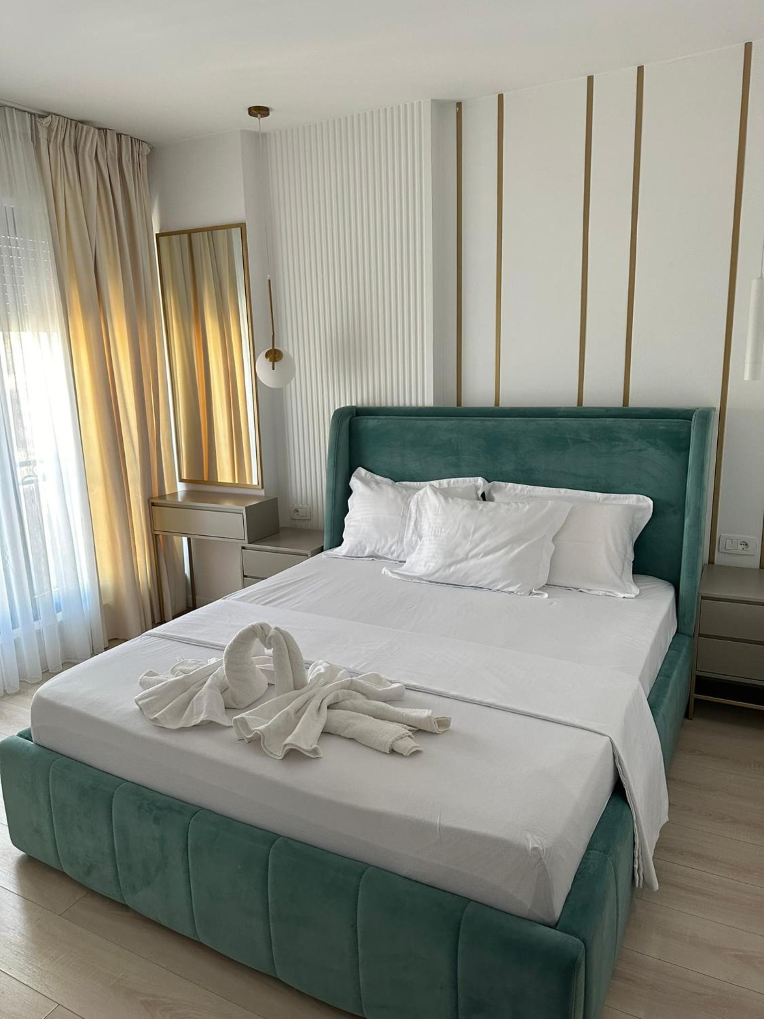 GALAXY luxury Apartment #3 Tirana Center