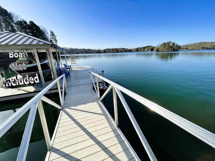 Cloudwalker on Keowee