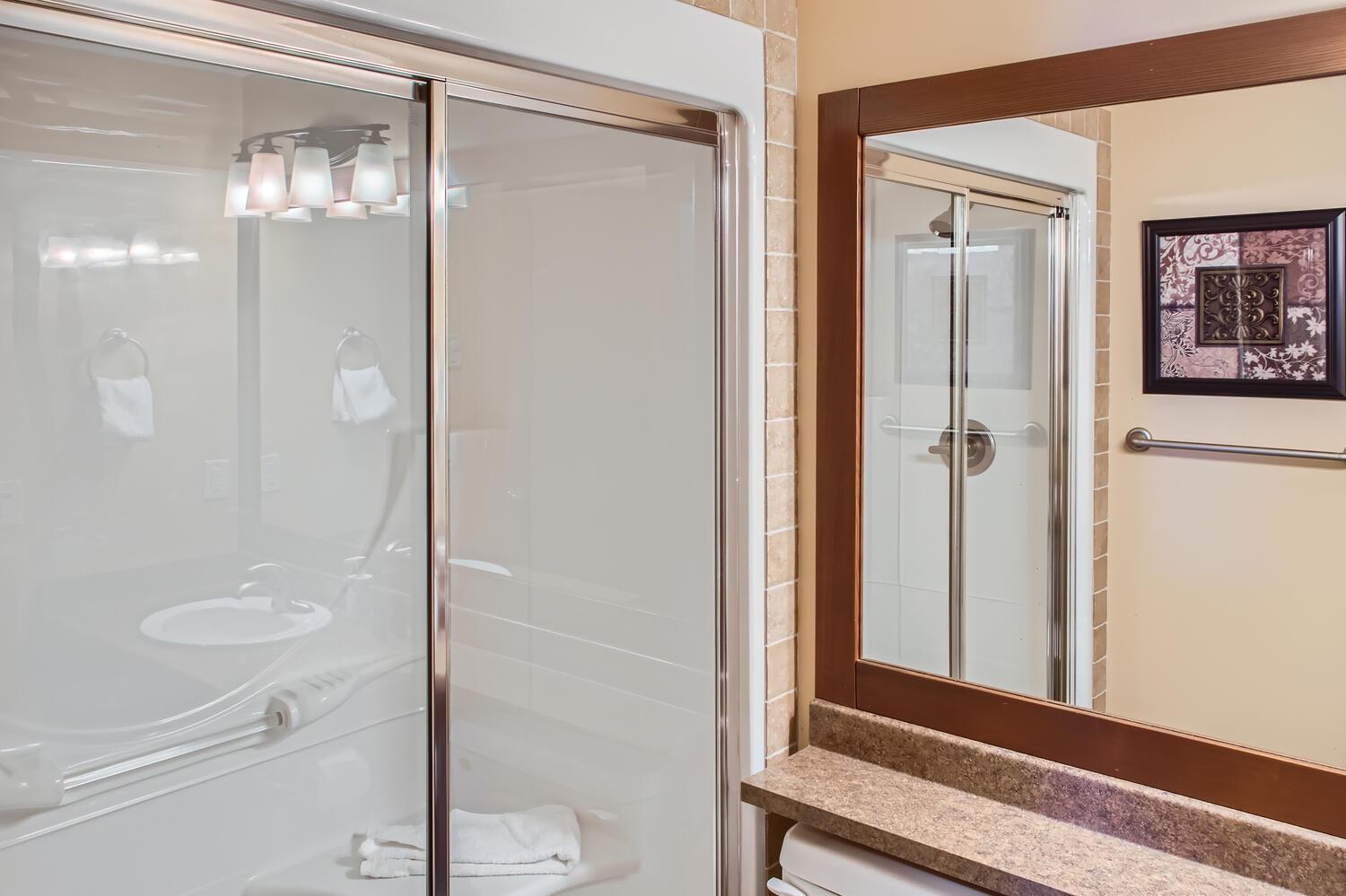 Stonegate Resort Unit C101