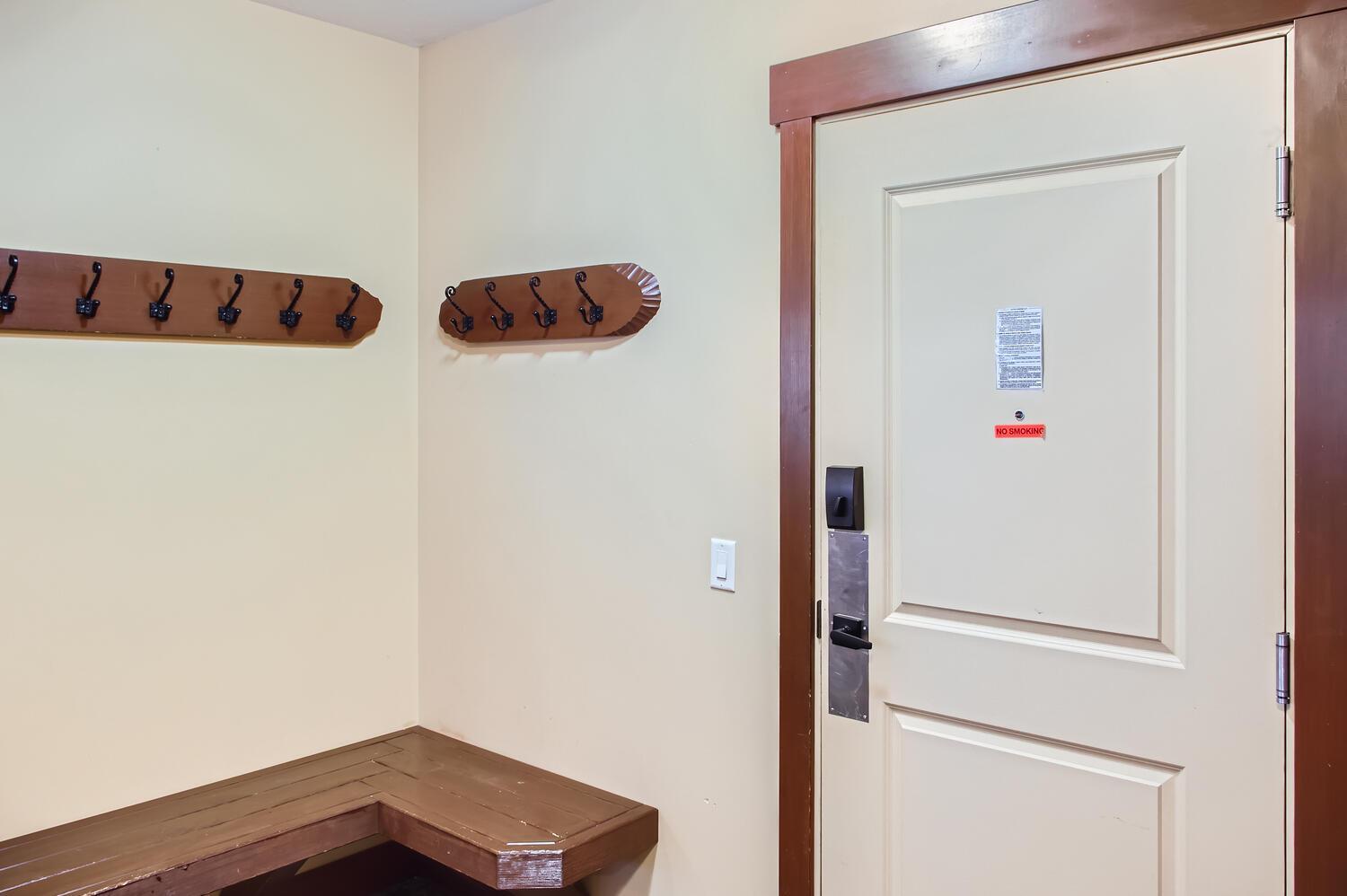 Stonegate Resort Unit C101