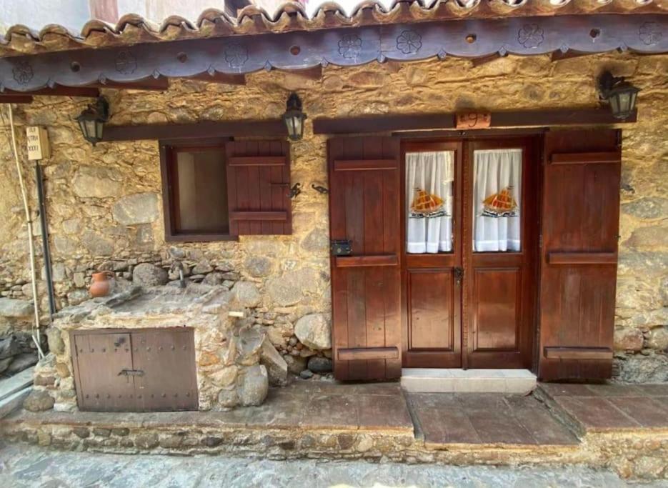 House No9 - Studio