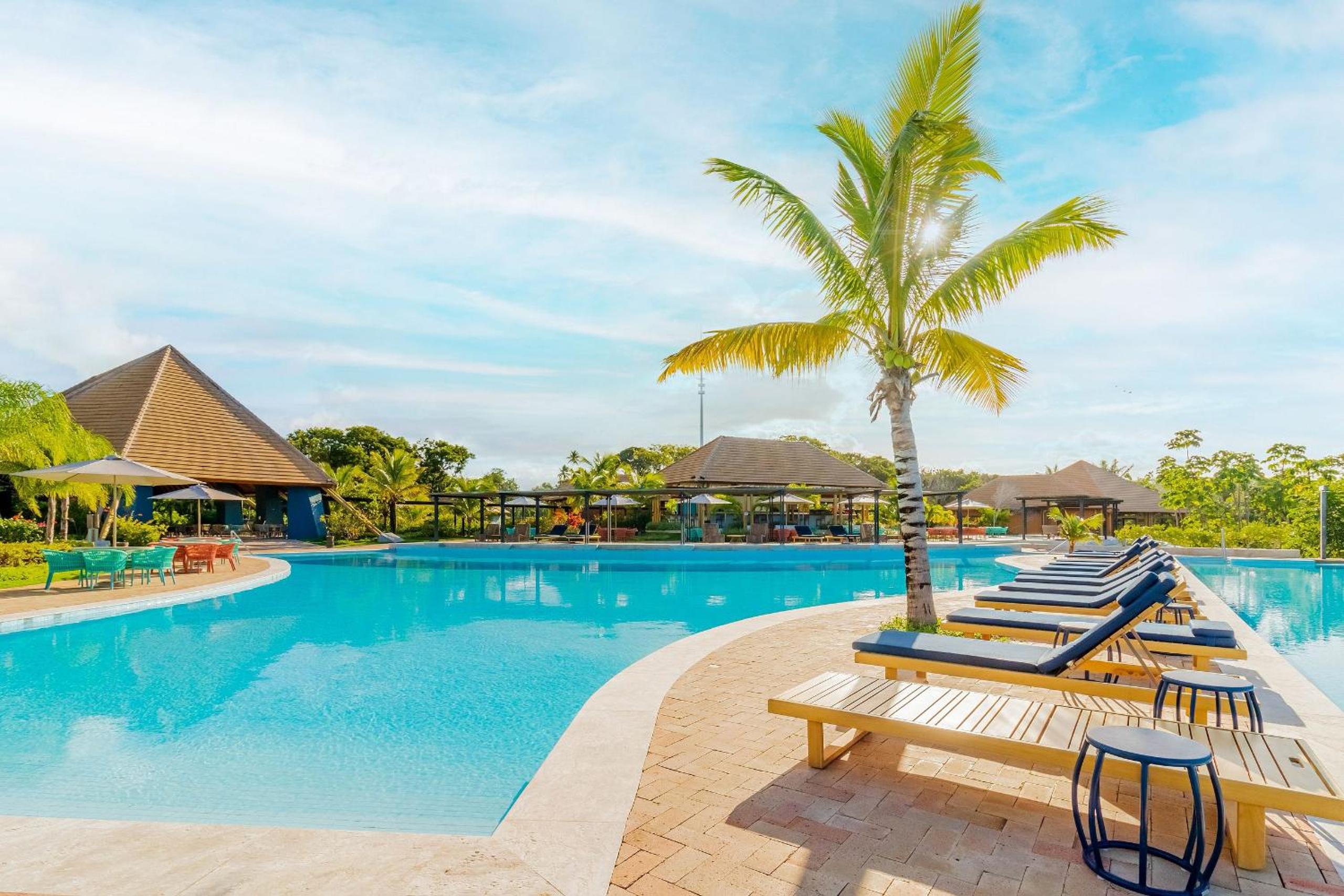 PF58 Casa Alto Luxo 6 Suítes - Praia Bella, com acesso exclusivo à praia!