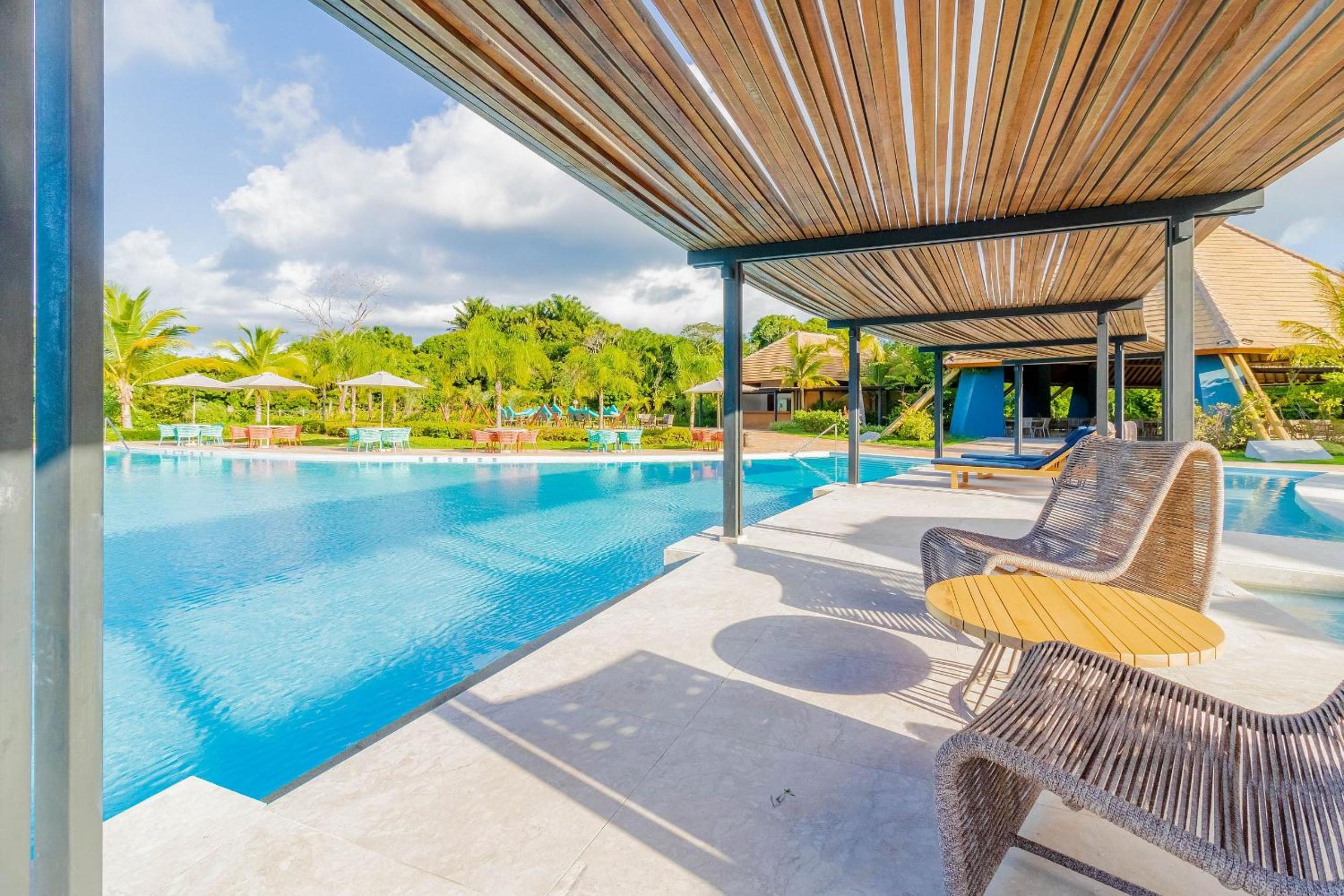 PF58 Casa Alto Luxo 6 Suítes - Praia Bella, com acesso exclusivo à praia!