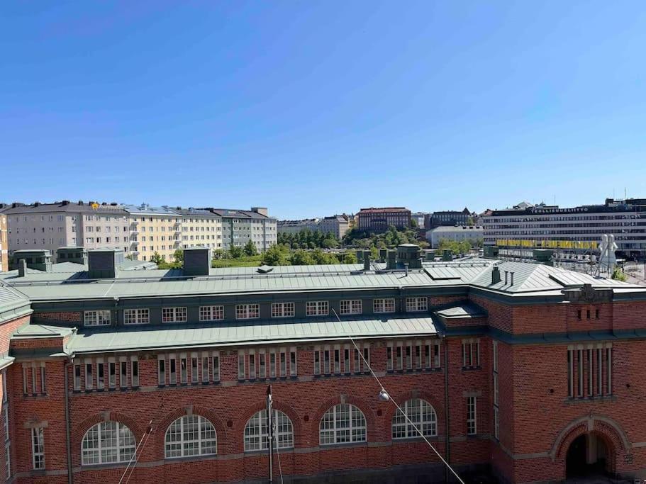 Spacious three rooms and kitchen in Hakaniemi
