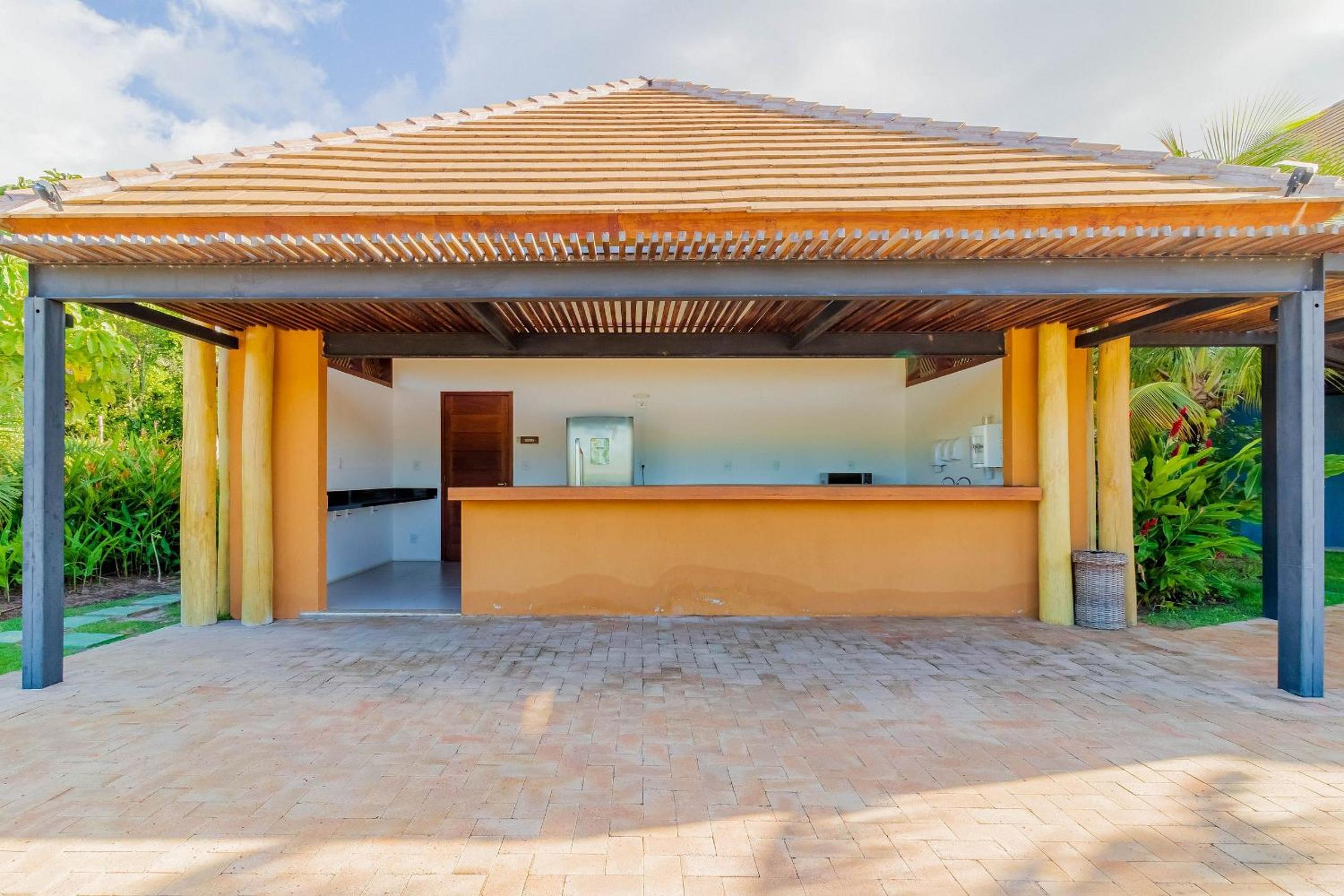 PF58 Casa Alto Luxo 6 Suítes - Praia Bella, com acesso exclusivo à praia!