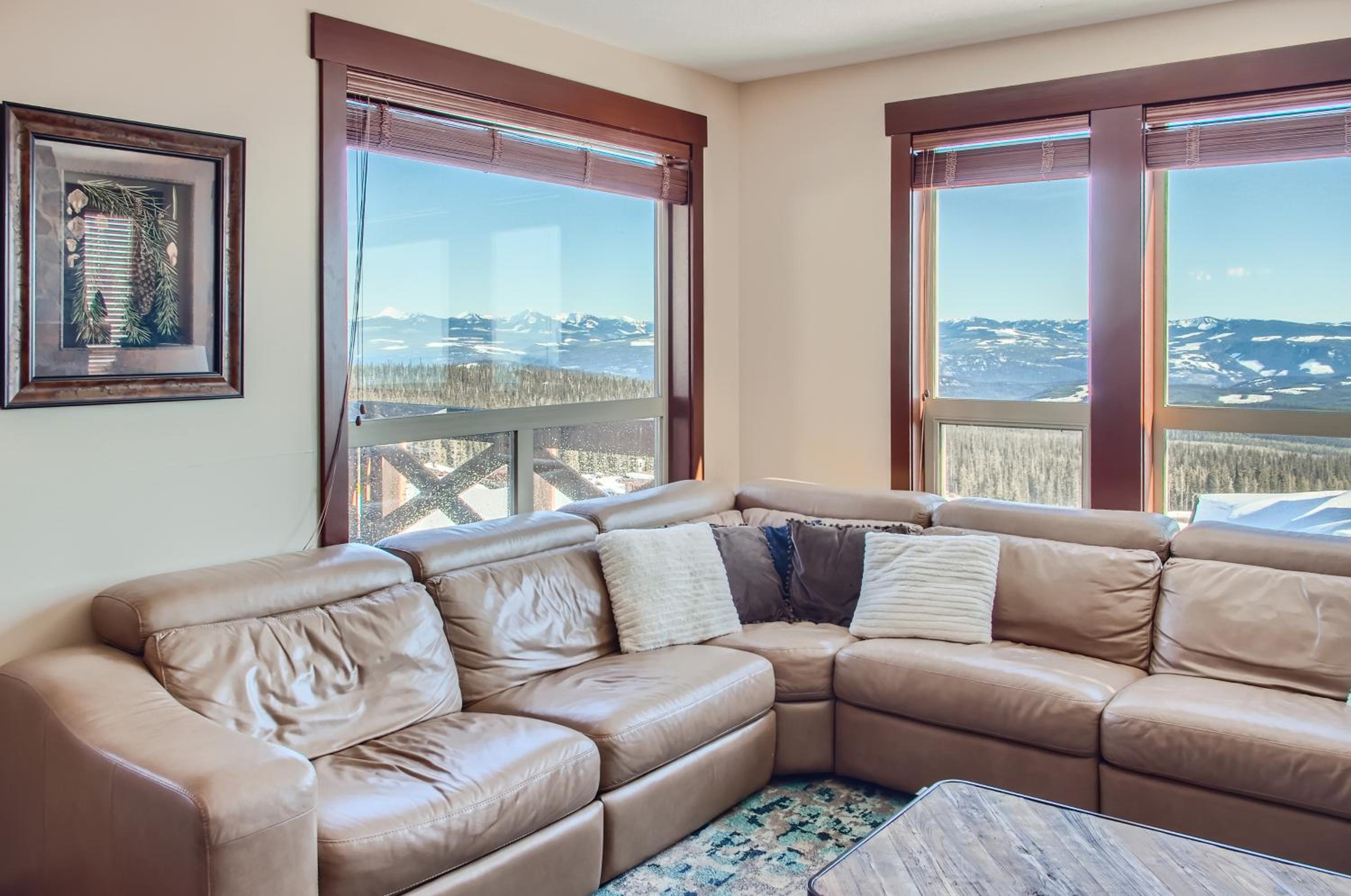Stonegate Resort Unit C106