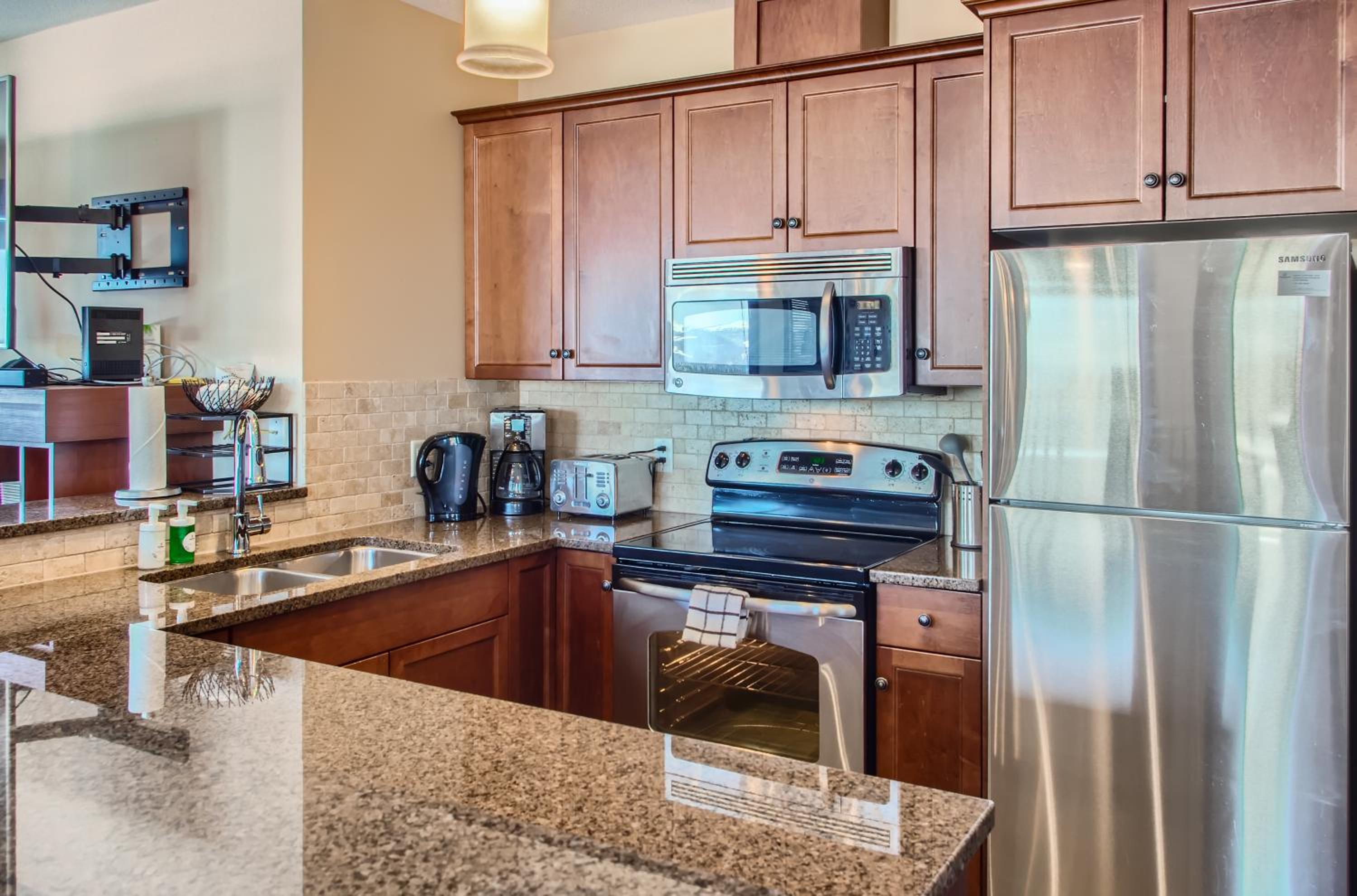 Stonegate Resort Unit C106