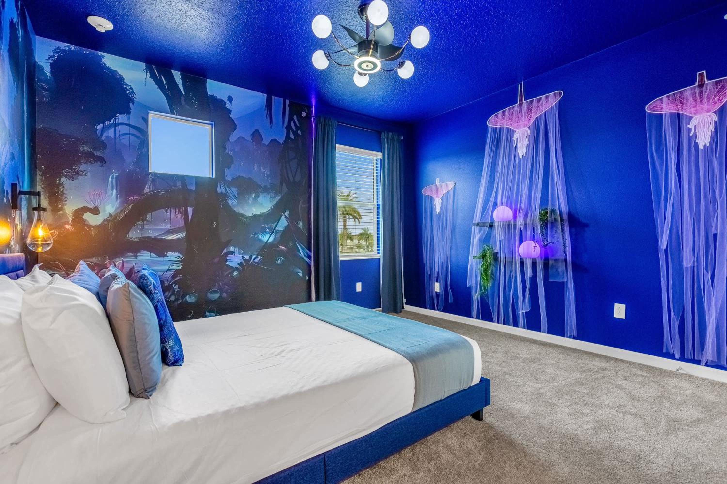 Luxury Home - ALL the extras - Sleeps 39