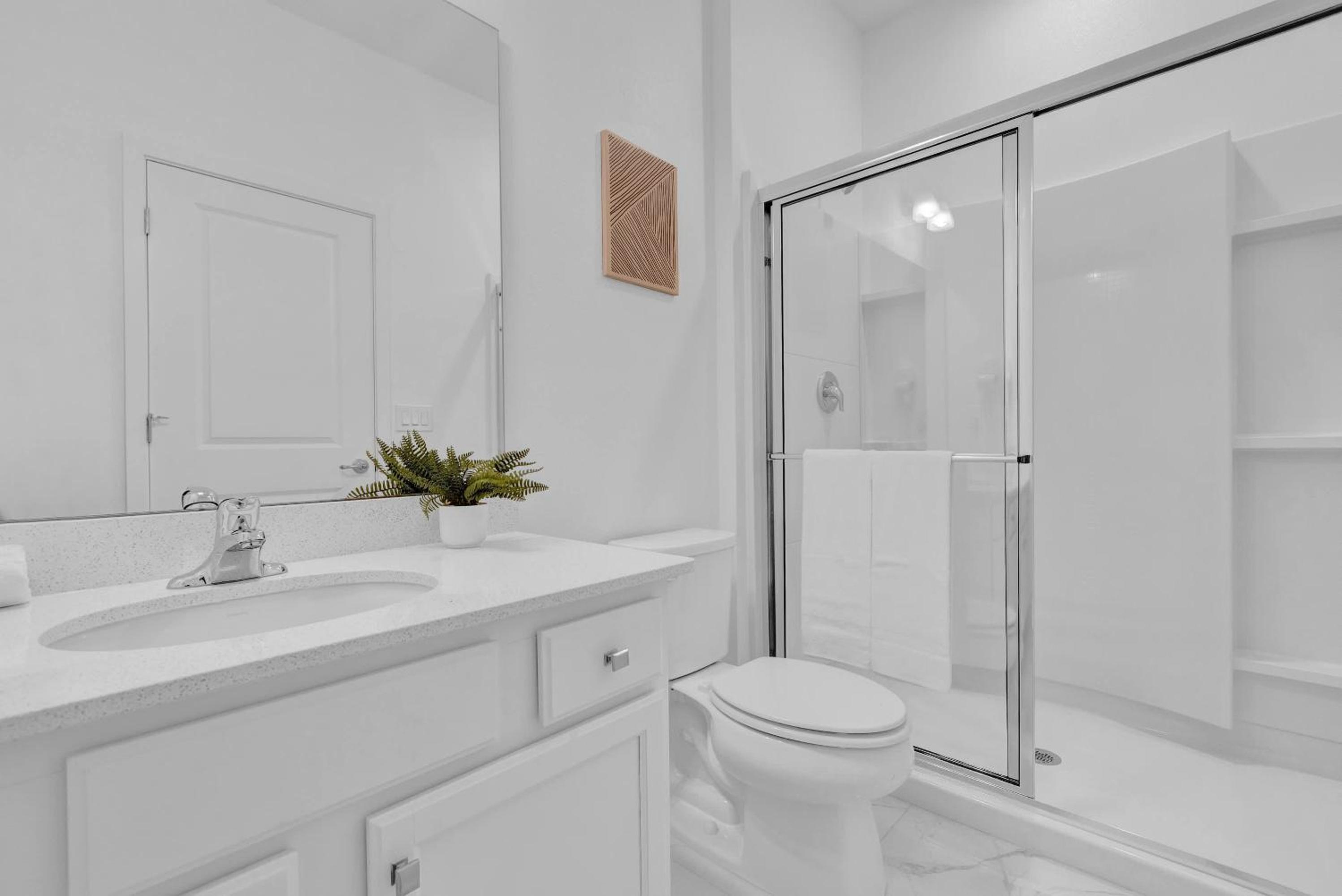 Luxury Home - ALL the extras - Sleeps 39