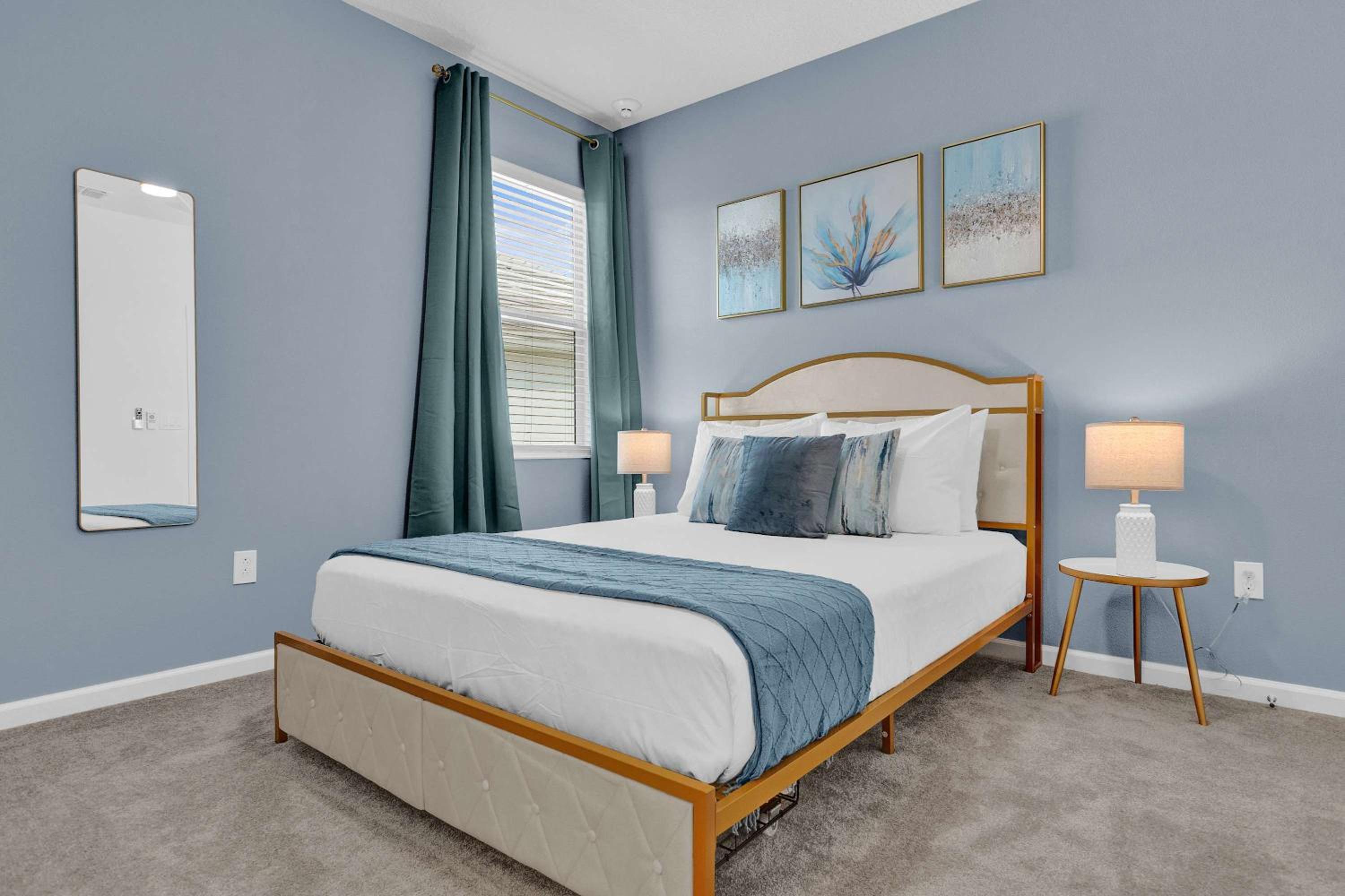 Luxury Home - ALL the extras - Sleeps 39