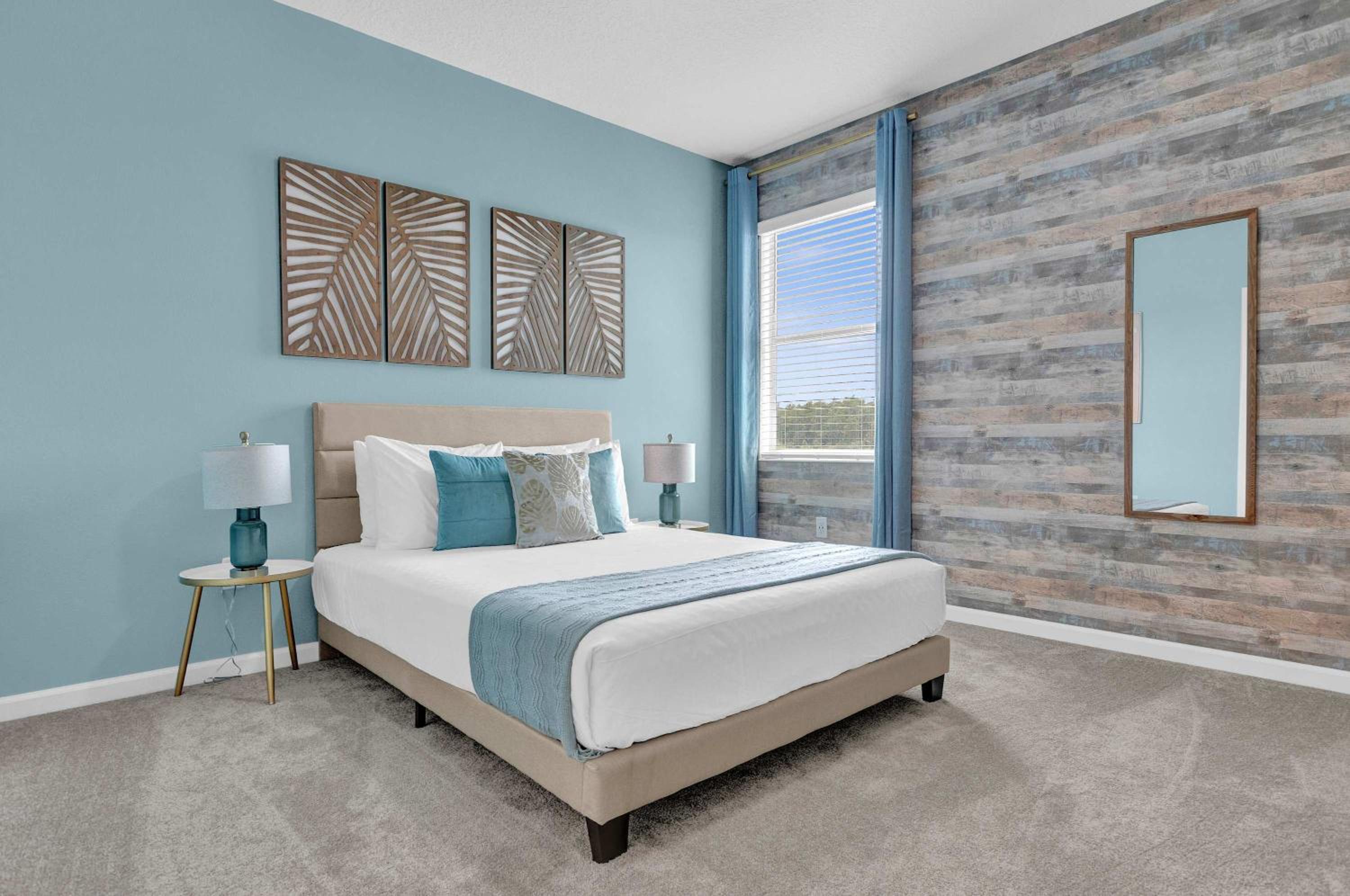 Luxury Home - ALL the extras - Sleeps 39