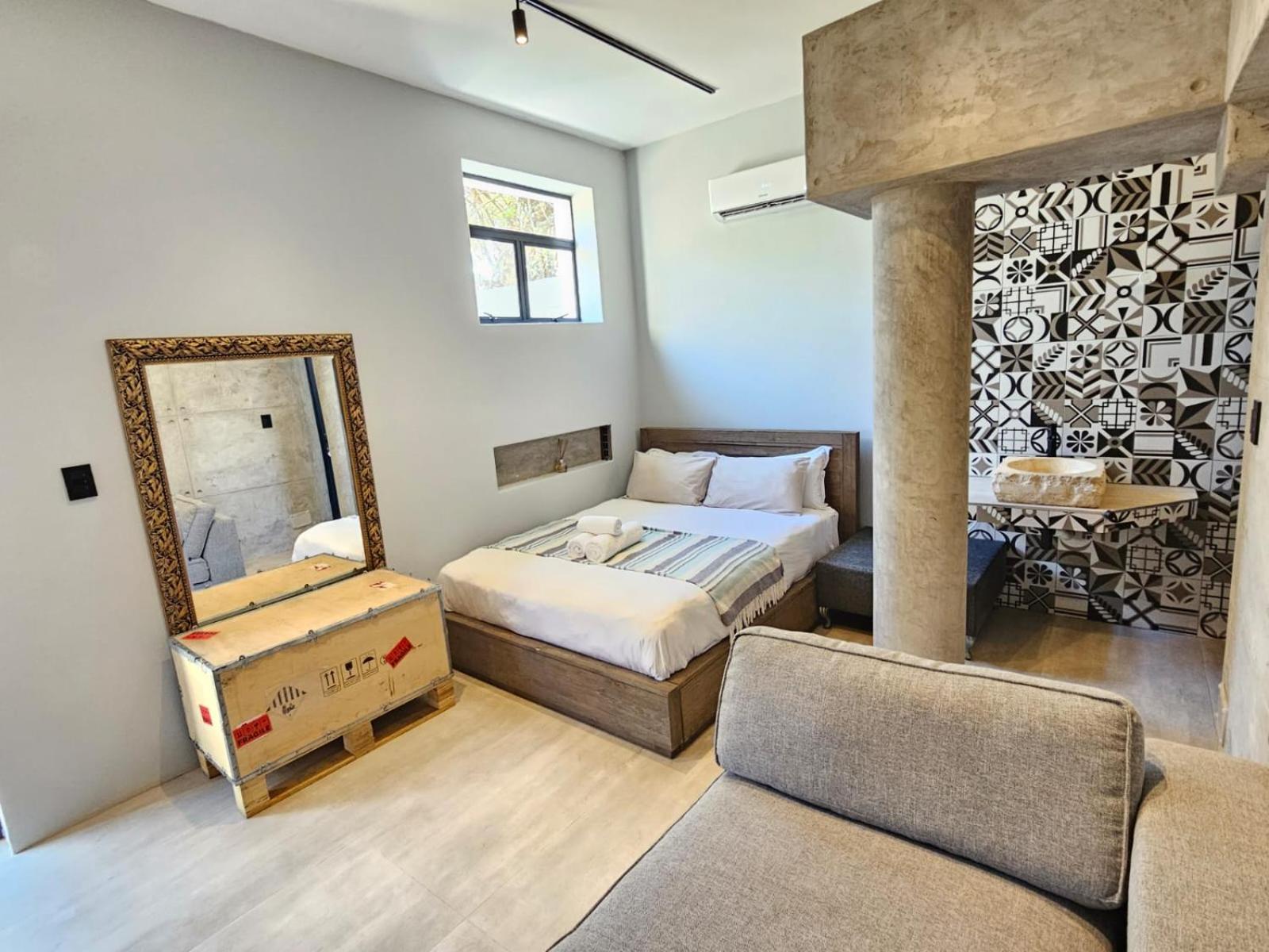 Zimbali 8 Bedroom 20 Tinderwood Loop view 2
