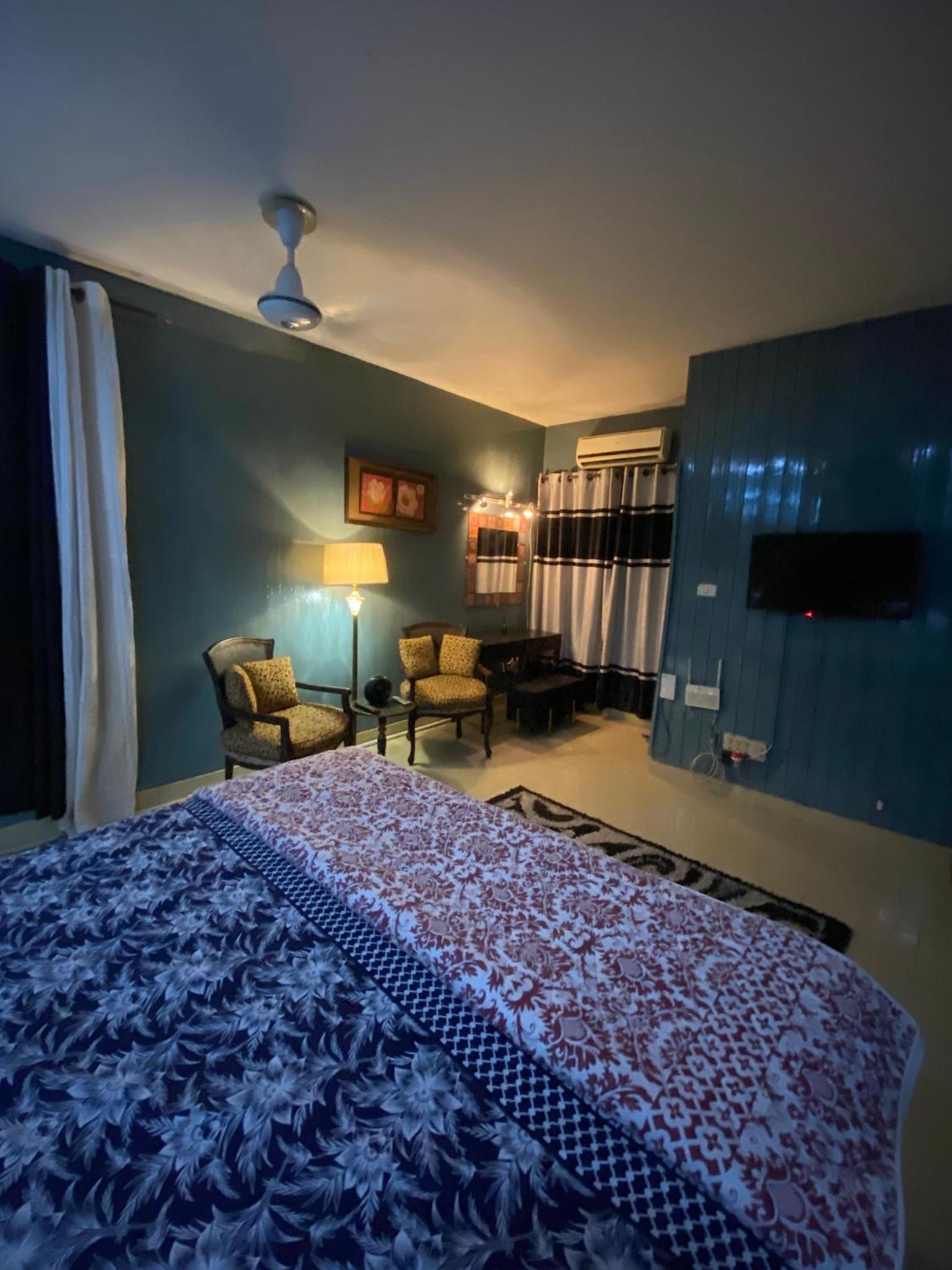 Studio Apartment in Diplomatic Enclave view 5