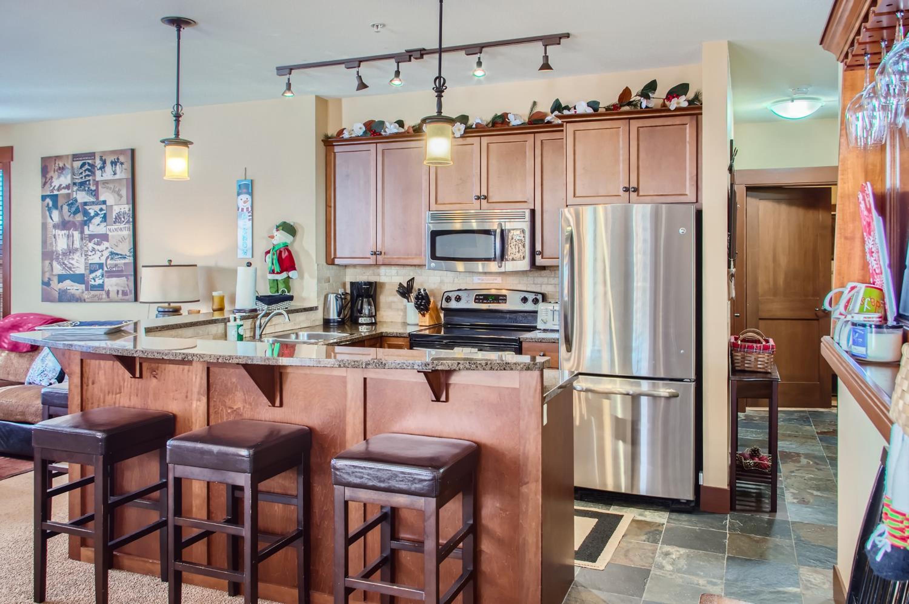 Stonegate Resort Unit C103