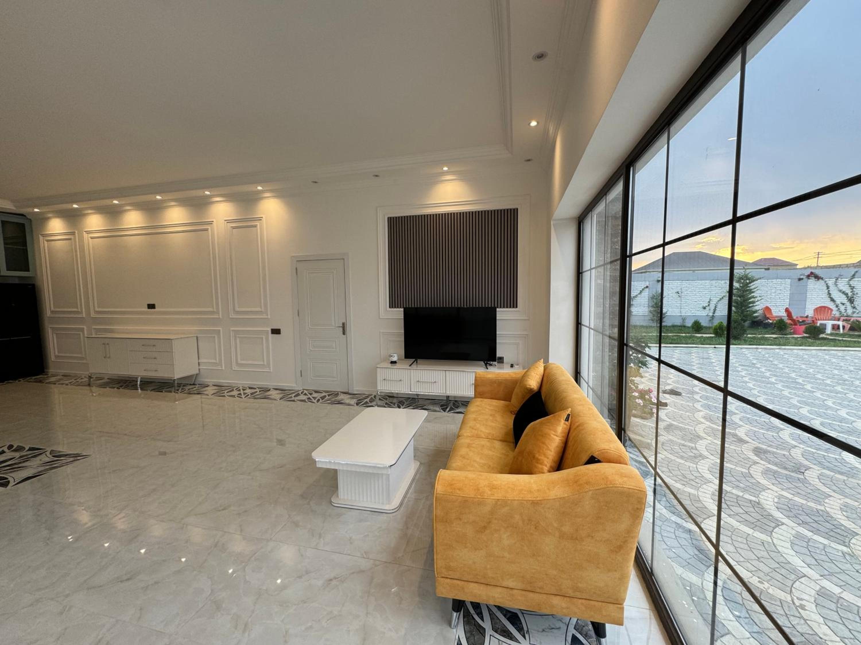 Bilgah Estates Villa