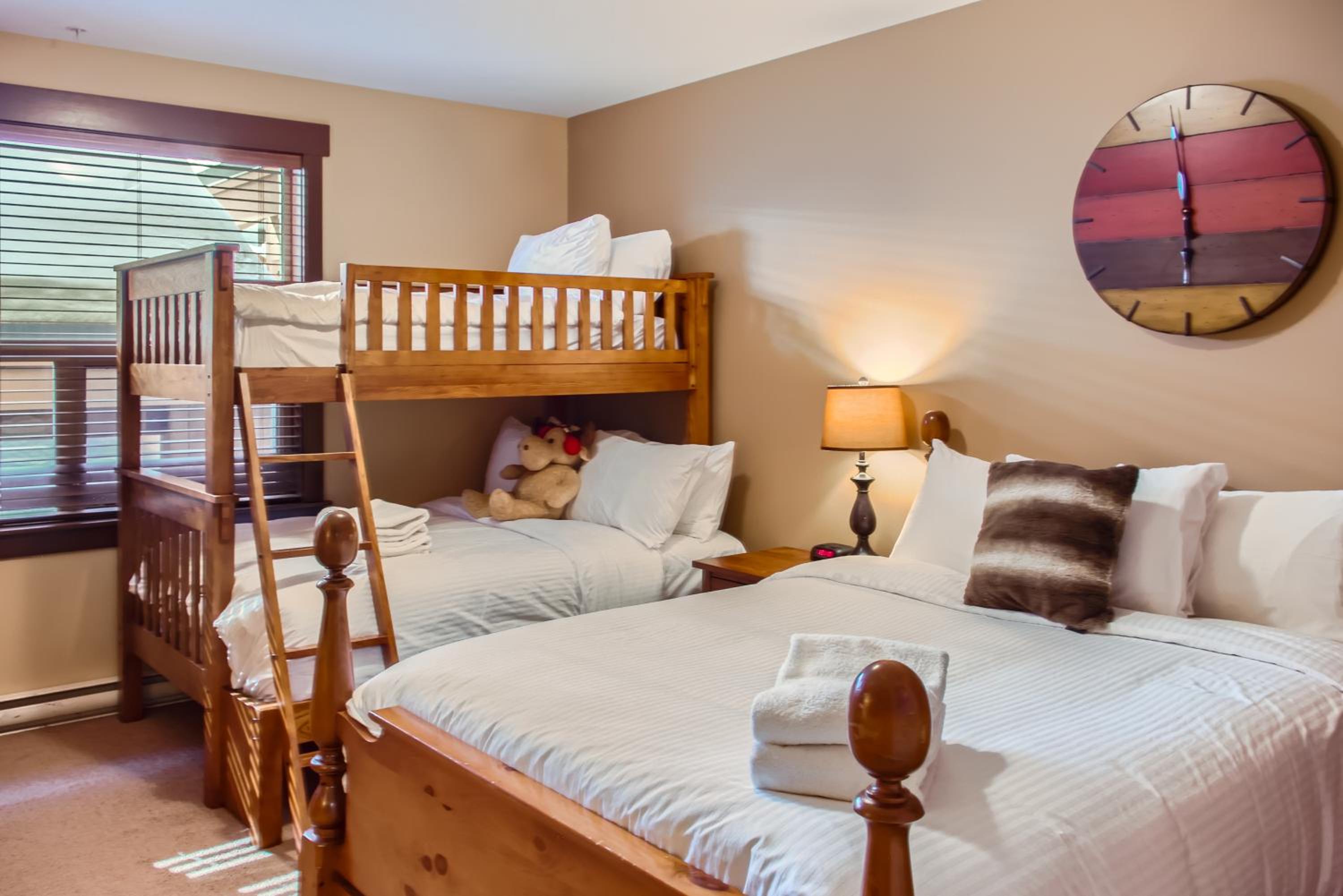 Stonegate Resort Unit C103