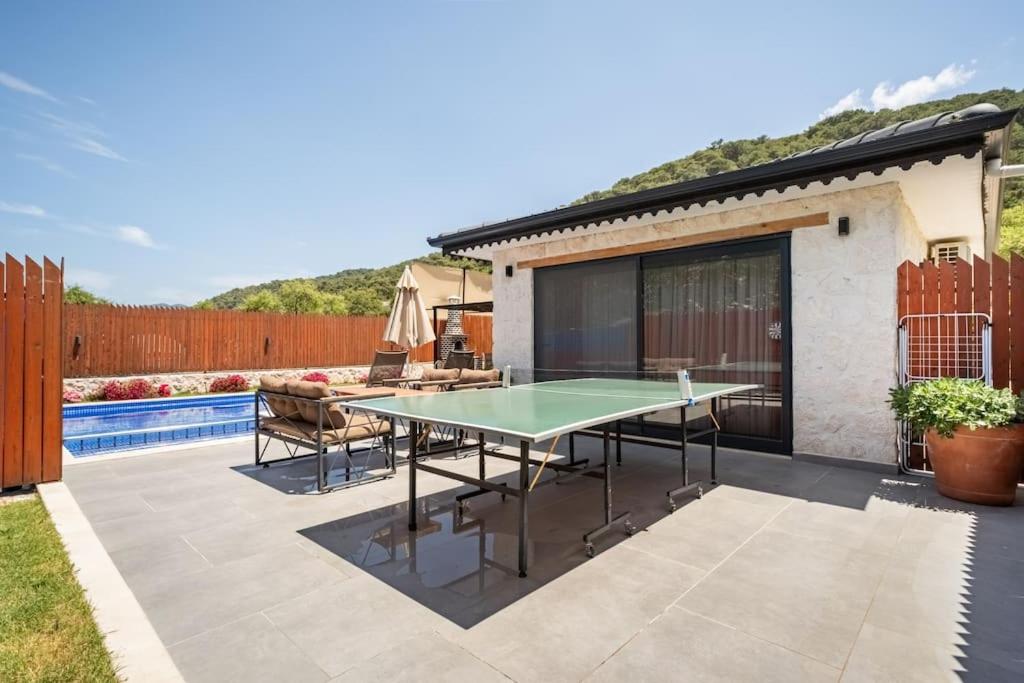 patio & terrace