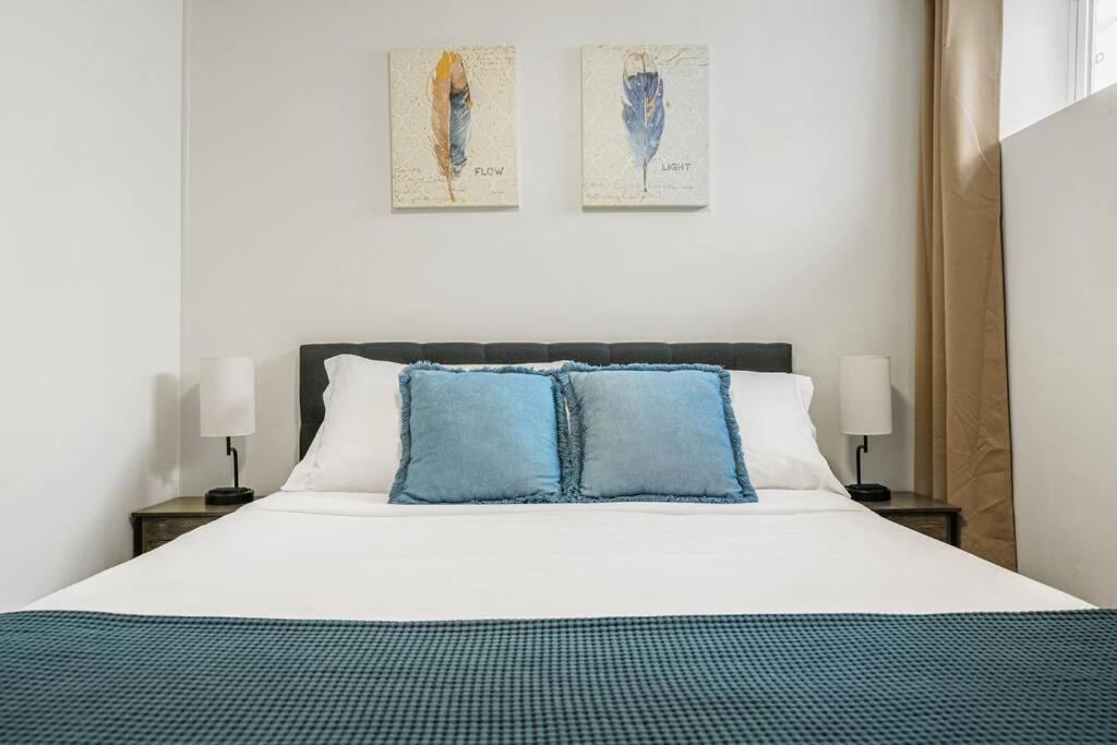 Voyager's Hub- Calgary InnerCity 3BD 4Bed Sleeps 8