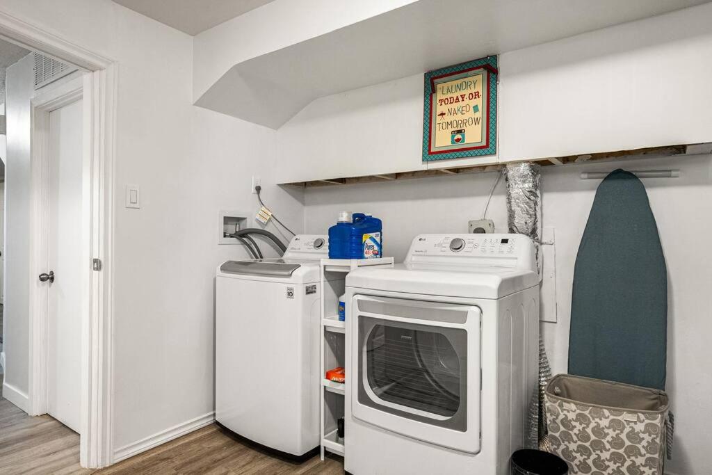 Voyager's Hub- Calgary InnerCity 3BD 4Bed Sleeps 8