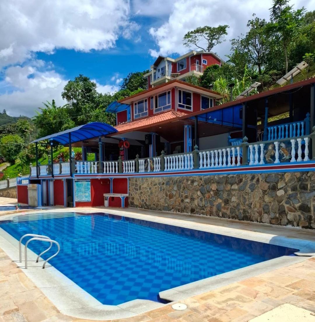 Hotel kristal campestre - Image 1