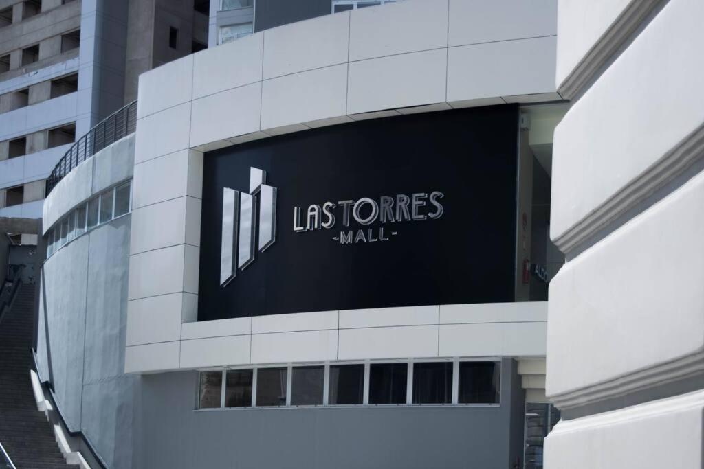 Sky Suites - Wonderful Spacious and Warm Apt with nice views in La Paz!