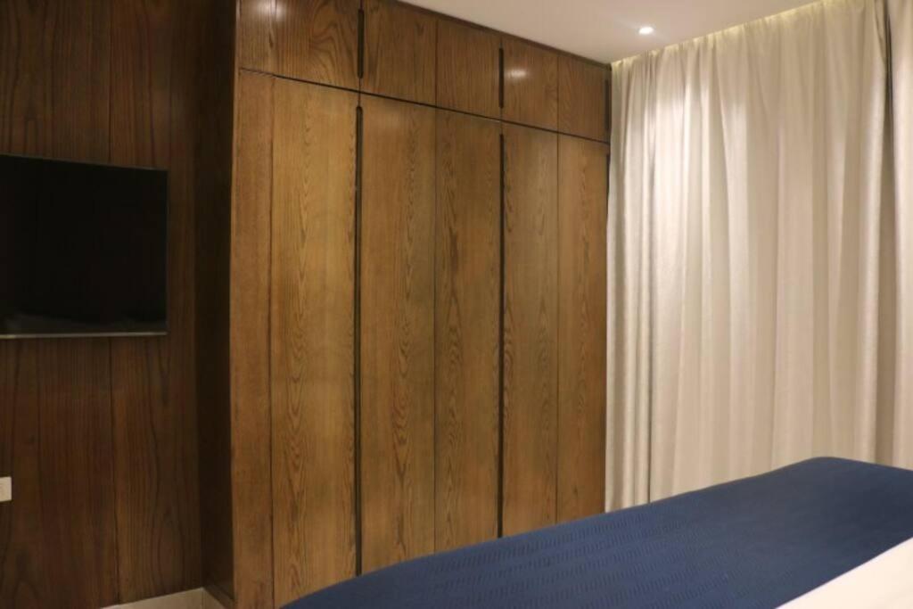 Luxury Apartments with G-Prestige 503