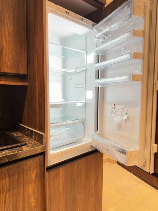 Luxury Apartments with G-Prestige 503