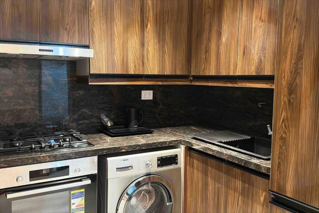 Luxury Apartments with G-Prestige 503