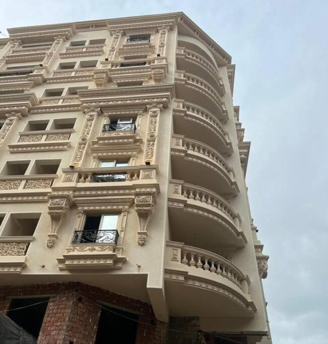 Luxury Apartments with G-Prestige 503