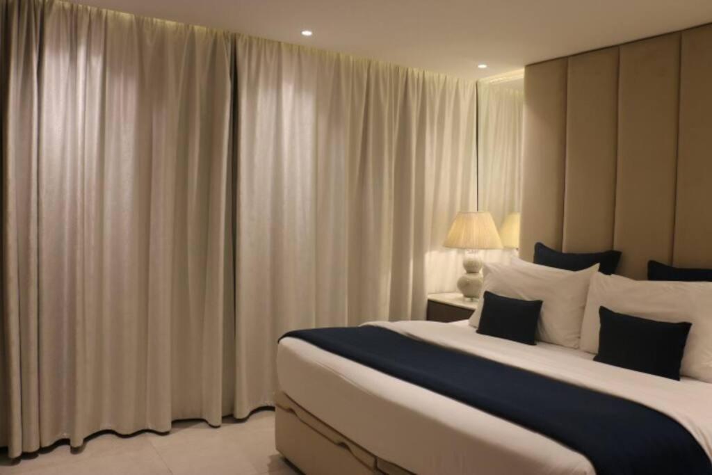 Luxury Apartments with G-Prestige 503