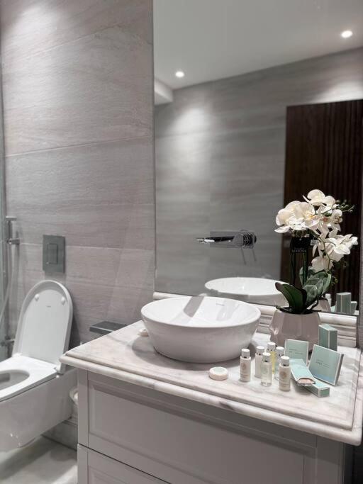 Luxury Apartments with G-Prestige 503