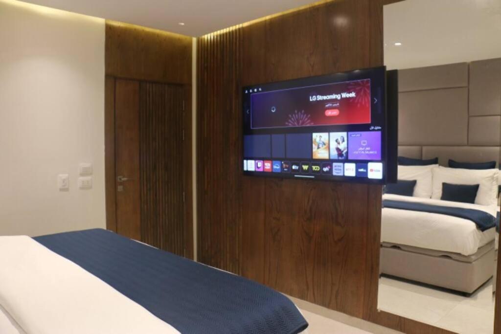 Luxury Apartments with G-Prestige 503