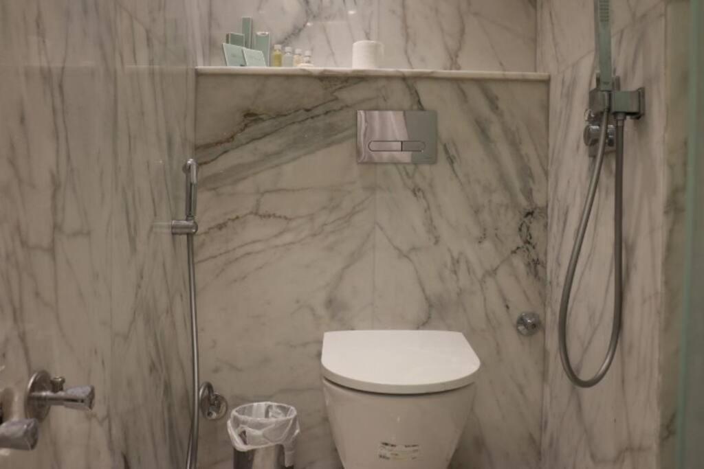 Luxury Apartments with G-Prestige 503