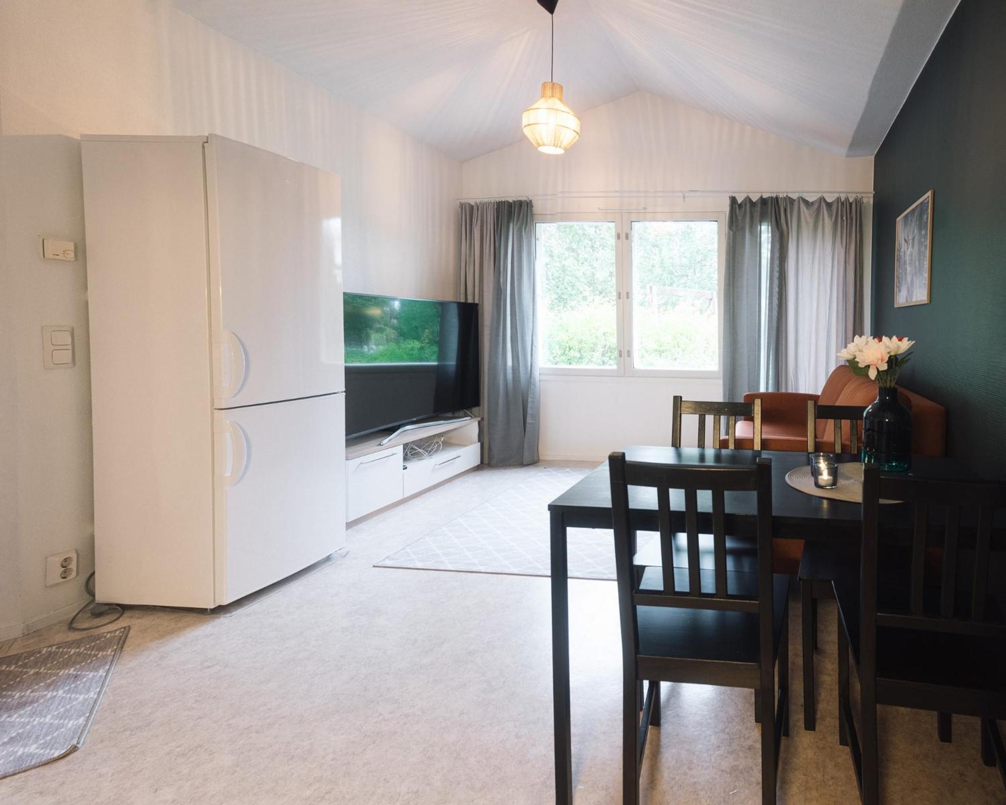 Ahkio Apartments 7