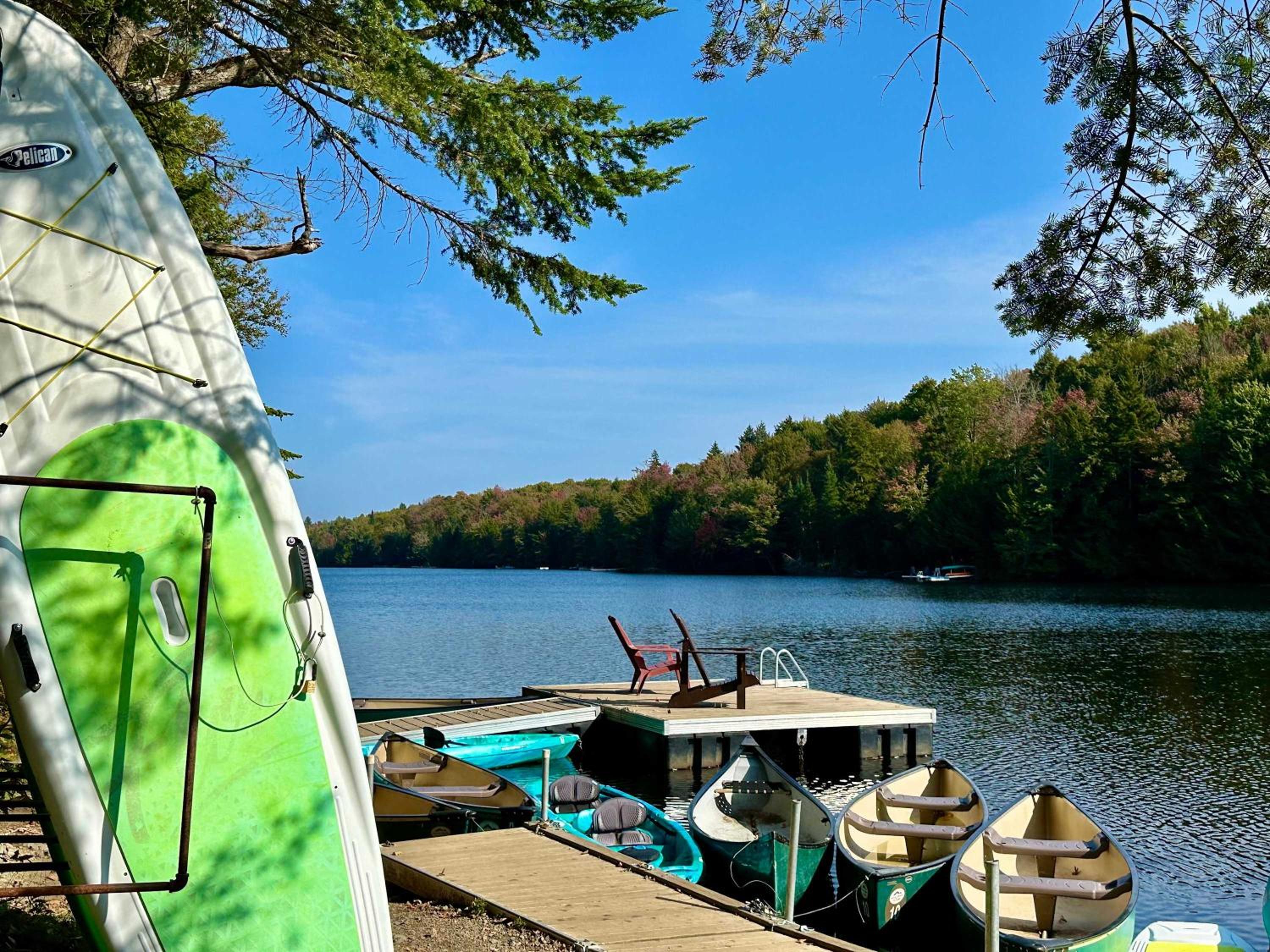 Blue Moose Private pool spa sauna lake access