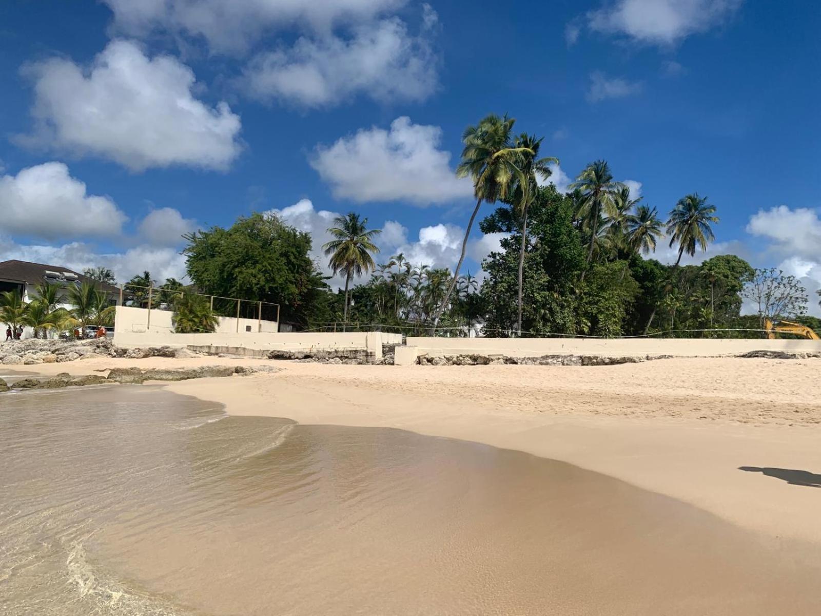 The Art Studio 12 Beachfront Apartment Barbados