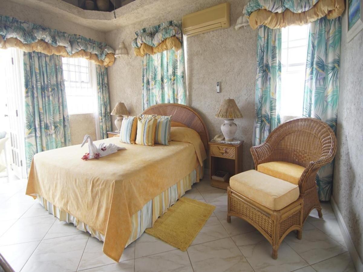 Sea Cruise Barbados - 5 BR villa w Staff