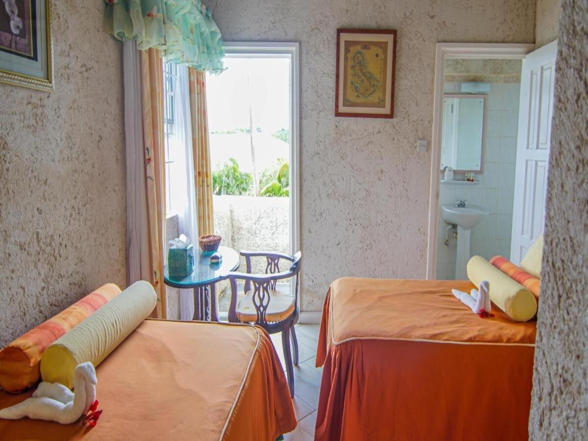 Sea Cruise Barbados - 5 BR villa w Staff