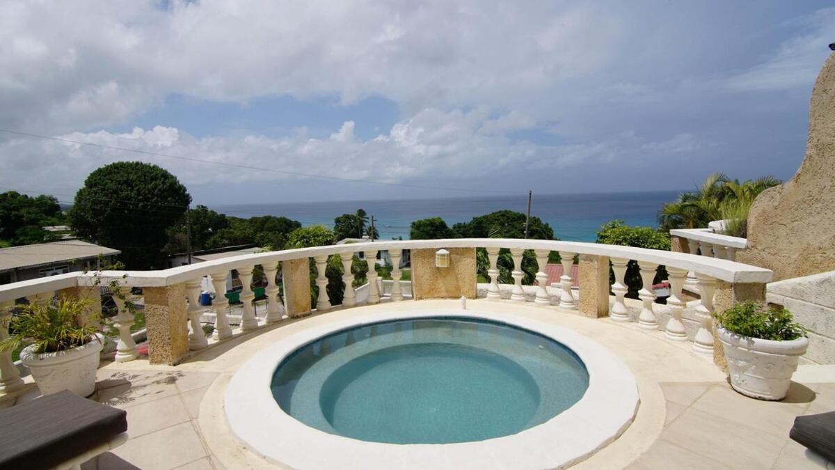 Sea Bliss Barbados ·-3 BR Villa w staff