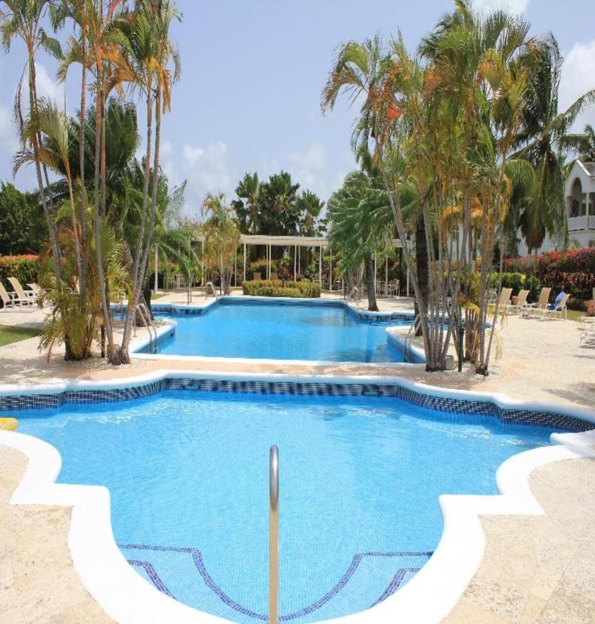 Paradise BDS - 3 BR Golf Villa at RWML